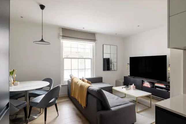 Two Bedroom Maisonette for Rent in Chelsea SW3