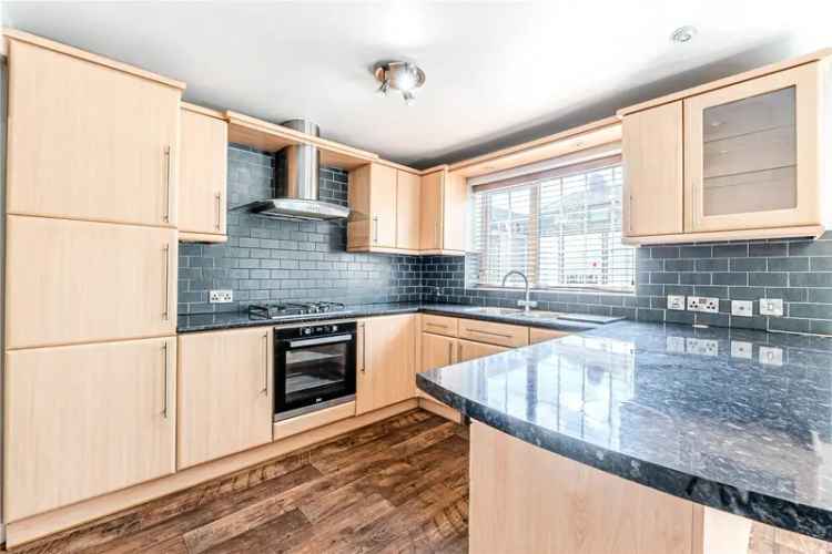 House For Sale in Leeds, England