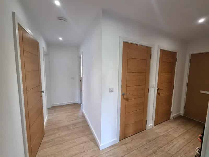 2 Bedroom Flat House to Rent