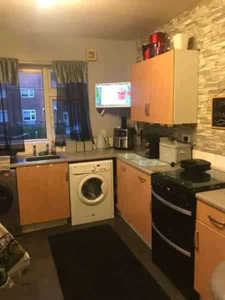 3 Bedroom House Near Queen's Park