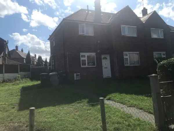 3 Bedroom House Near Queen's Park