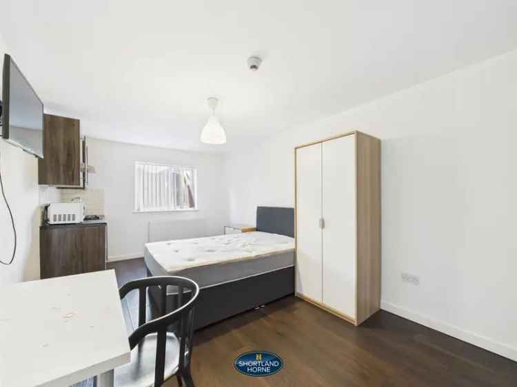 1 Bedroom Studio House to Rent City Centre