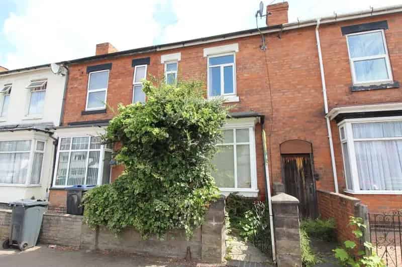 3 Bedroom Mid Terrace House Yardley West Midlands B25