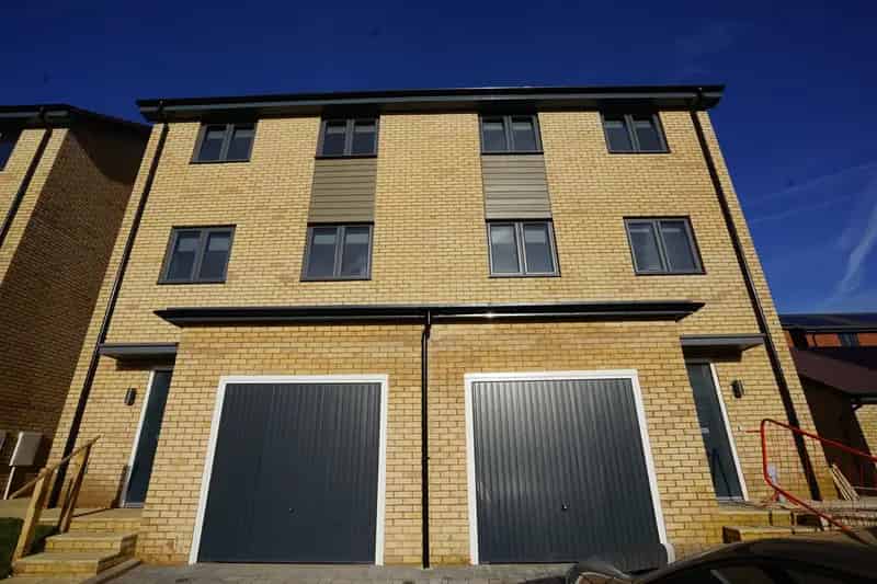5 bedroom house in Bristol