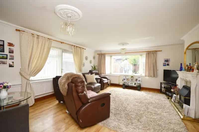 3 Bedroom House For Sale Near Schools and Transport