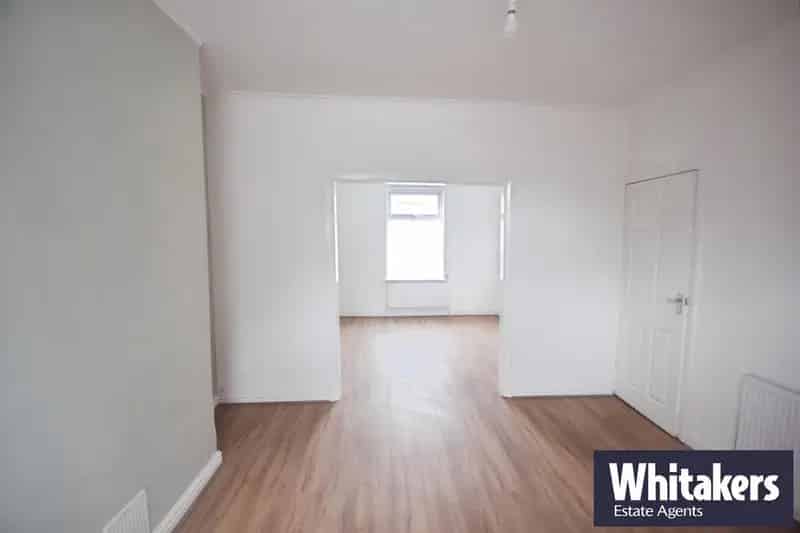 2 Bedroom Terraced House to Rent Near Newbridge Road