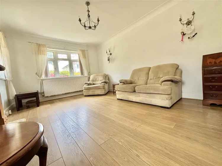 2 bedroom detached bungalow for sale