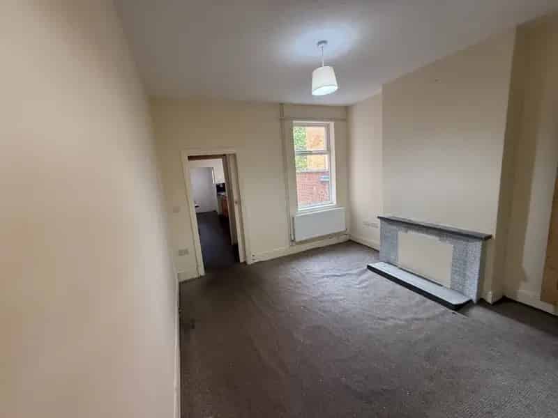 2 bedroom House
 To Rent