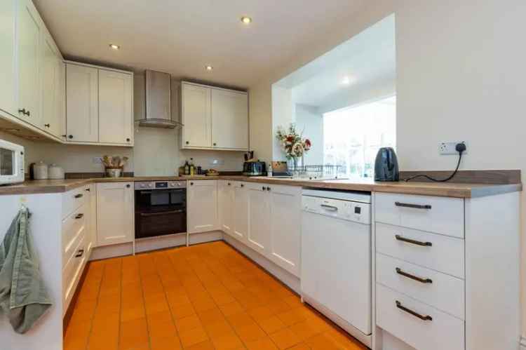 5 Bedroom Detached House for Sale Bulkington Warwickshire