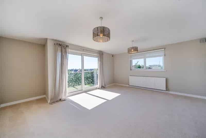 Wimbledon 2 Bed 2 Bath Apartment Near Town Centre