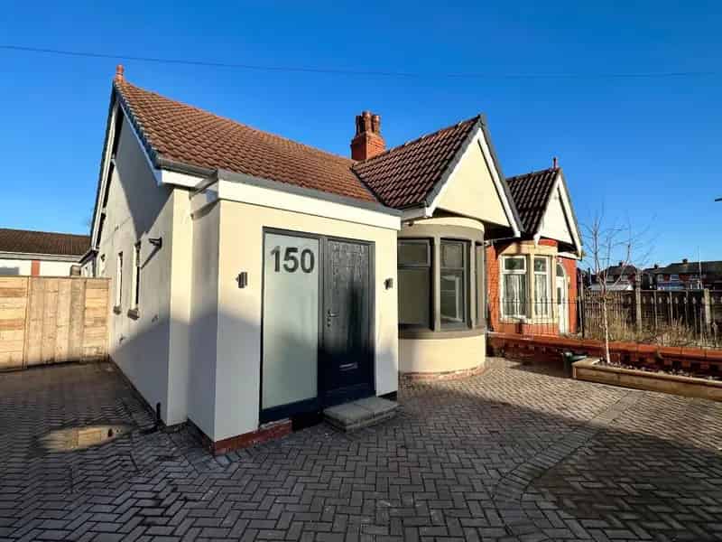 3 bedroom Bungalow
Sold STC