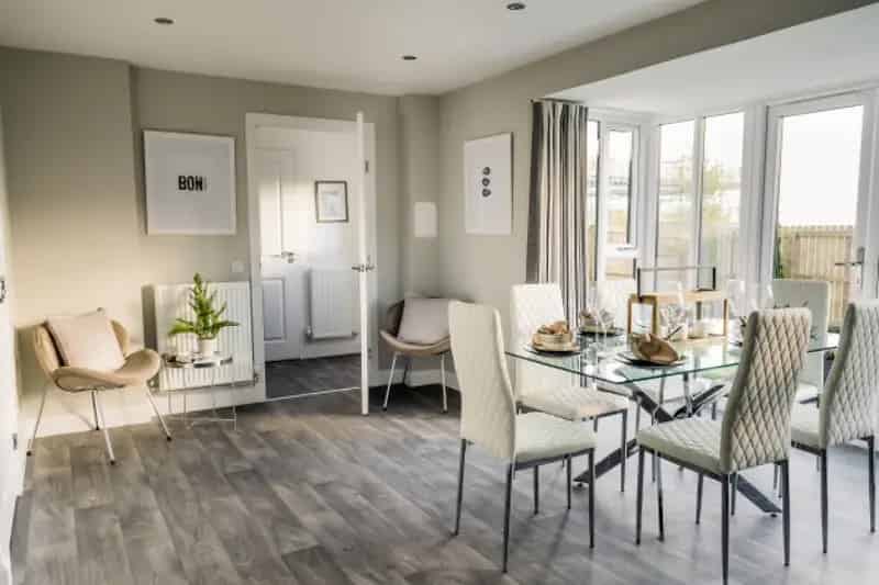 4 Bed House for Sale Modern Family Home