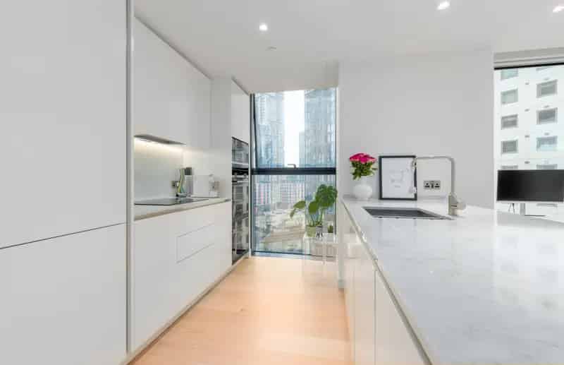 1 Bedroom Flat for Sale in Canary Wharf