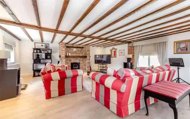 Character Conversion Farndon Five Bedrooms Two Bathrooms