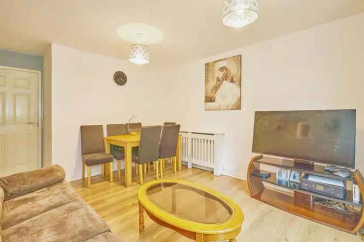 Two Bedroom Ground Floor Flat Harrow Central Location