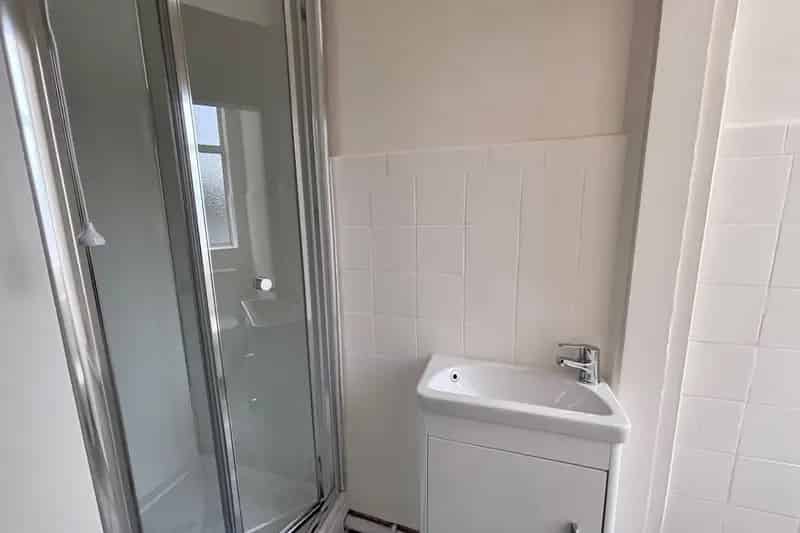 Hull City Centre 2 Bed Apartment Fully Refurbished Available Now