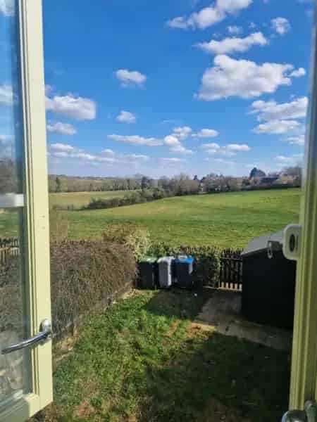 3 Bed Terraced House Enstone Parking Shops School
