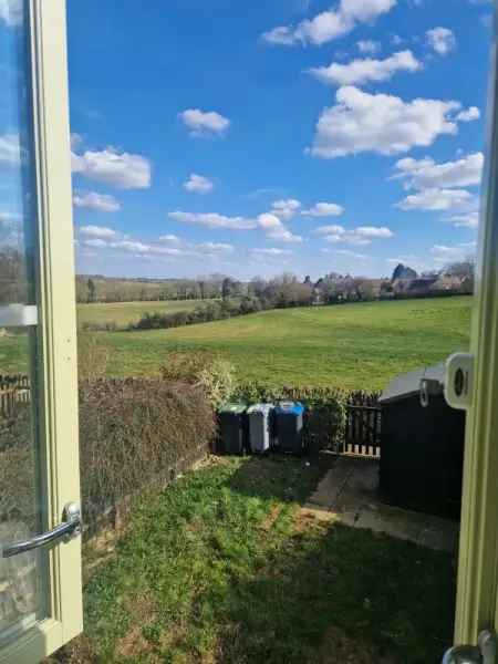 3 Bed Terraced House Enstone Parking Shops School
