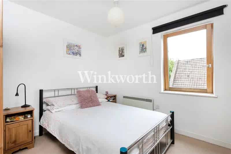 2 bedroom flat/apartment in Seven Sisters