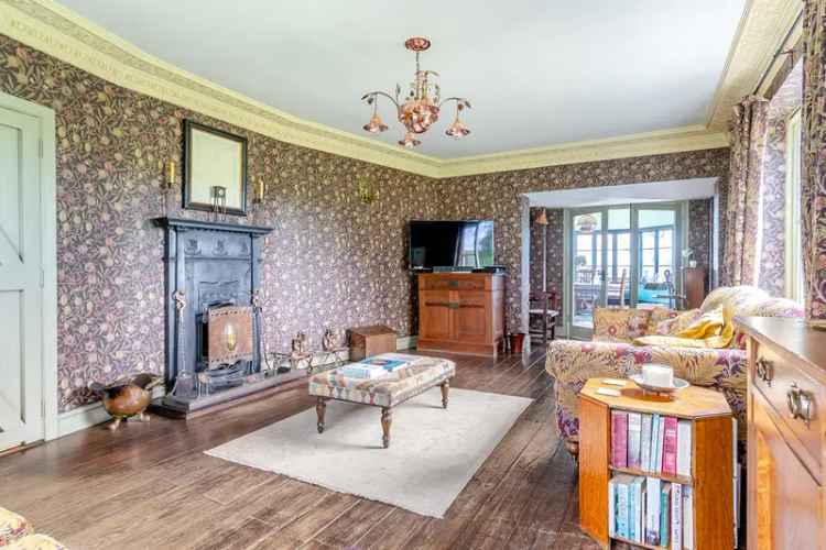 4 Bedroom Detached House 3 Acres Towcester