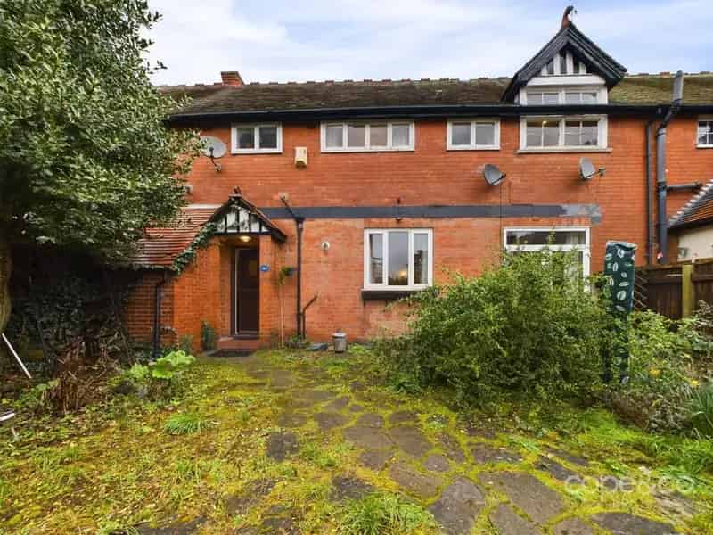 3 Bedroom Mews House for Sale in Derbyshire East Staffordshire