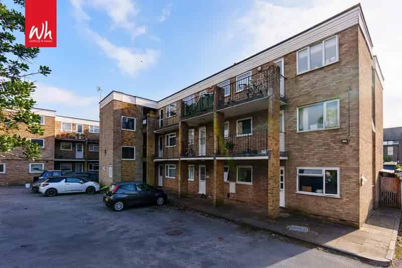 2 Bedroom Apartment for Sale