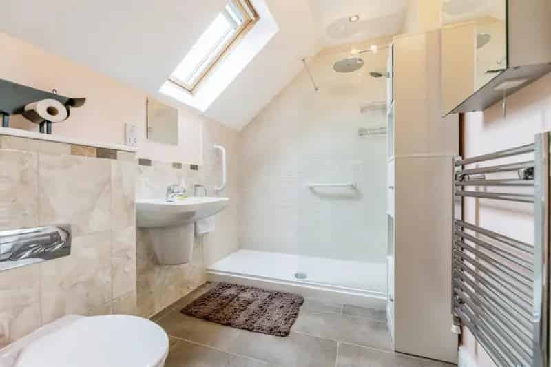 2 Bed Penthouse Apartment Over 55s Development