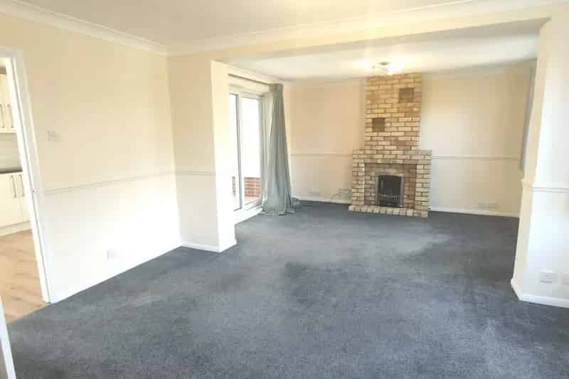3 Bedroom Family Home Near Bury St Edmunds Train Station