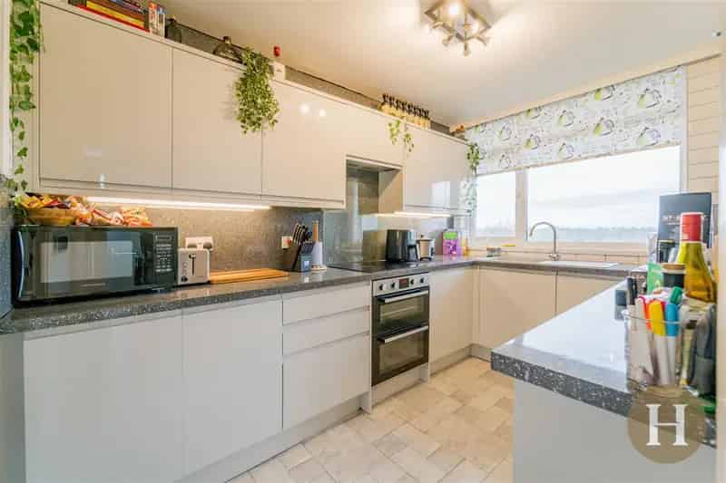 2 Bedroom Flat High Point Development Harborne