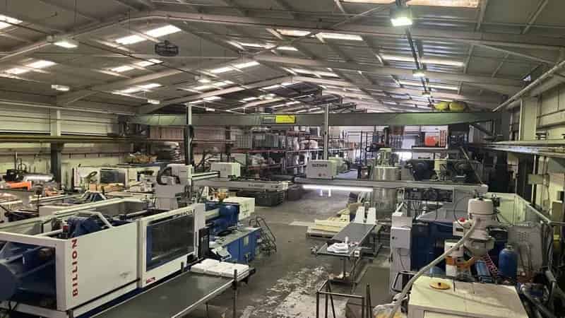 Commercial property For Rent , Trafford, England