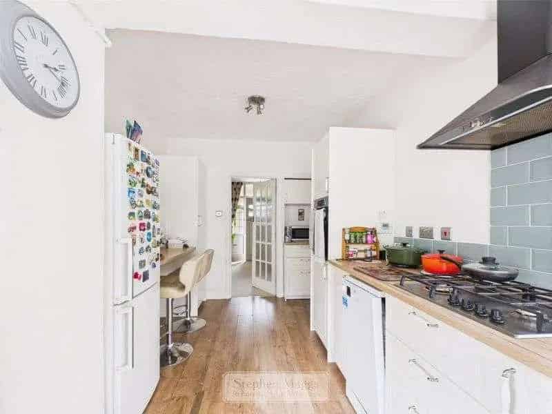 3 Bed House for Sale Ravenhill Avenue