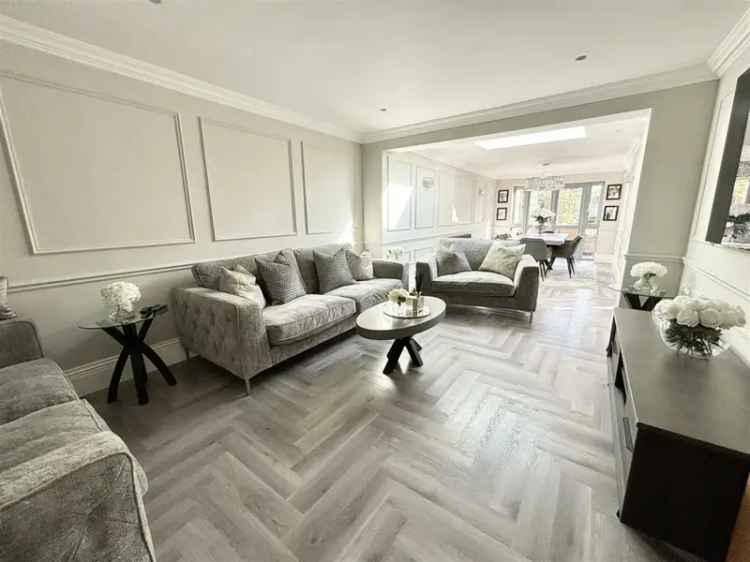 5 Bedroom Semi Detached Bungalow for Sale West Horndon