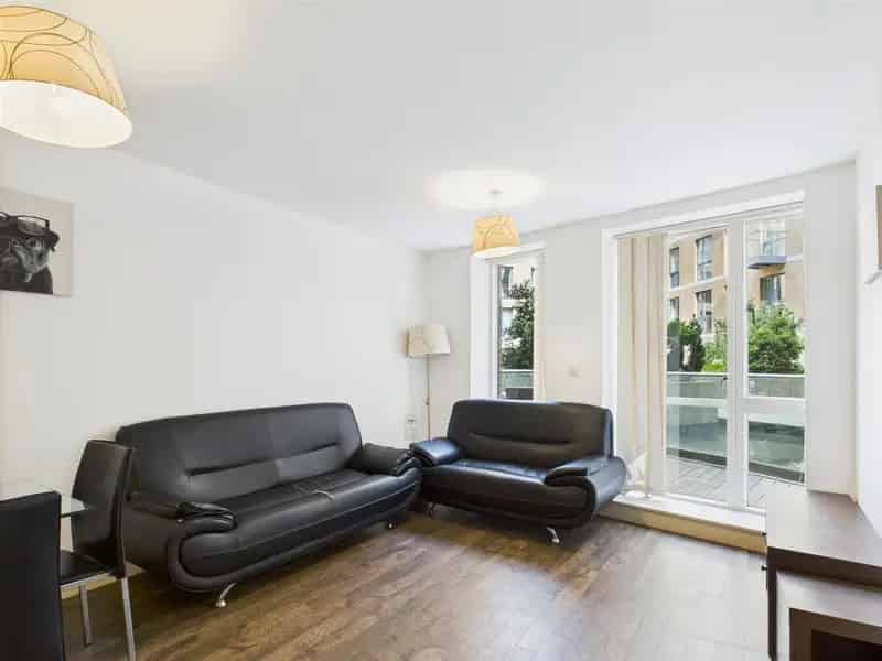 2 Bedroom Flat to Rent
