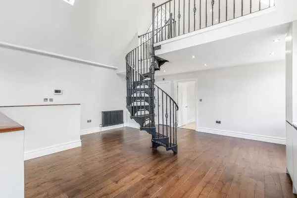 Richmond Chapel Conversion One Bedroom Flat For Sale