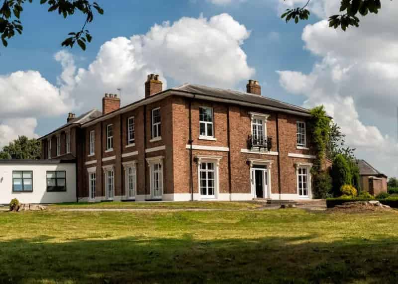 High Quality Office Conversion in Impressive Rural Setting