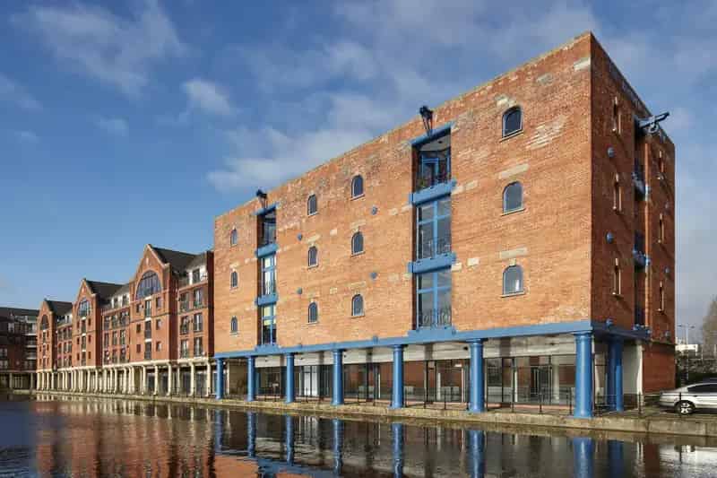 High Quality Contemporary Offices Atlantic Wharf Cardiff