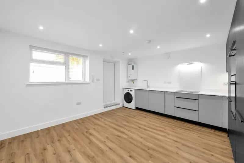 1 Bed Apartment St Albans City Centre Luxury Apartment High Spec Available Now