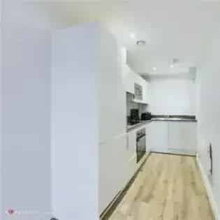 Modern 1-Bed Apartment in Digbeth Birmingham Top Floor Rooftop Terrace