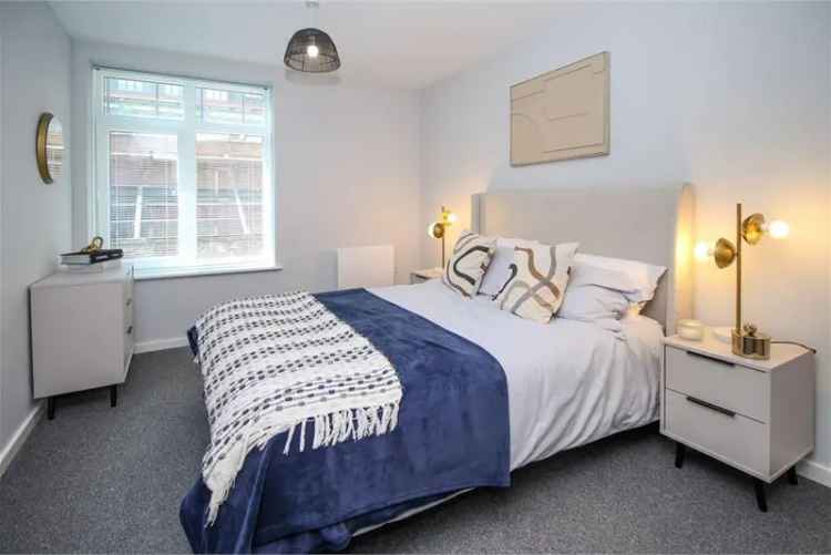 1 Bed Flat - Second Floor with 1 Reception Room