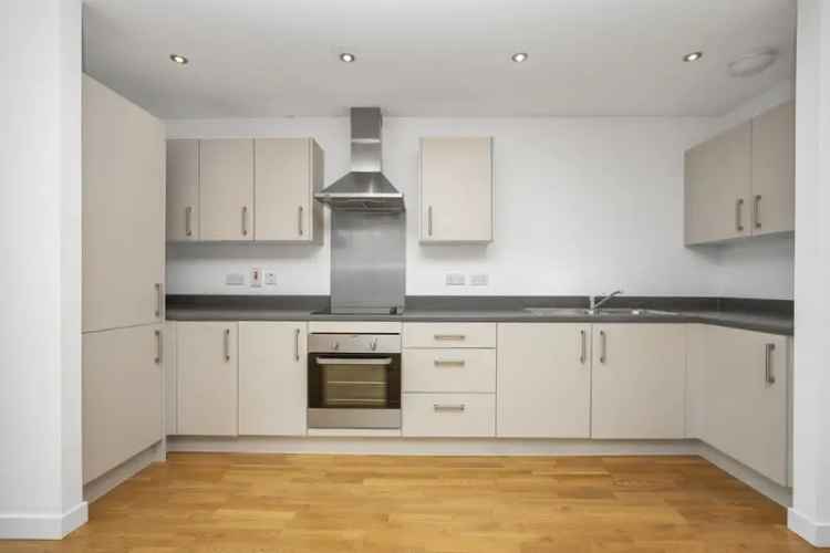 2 Bedroom Apartment Leith Edinburgh