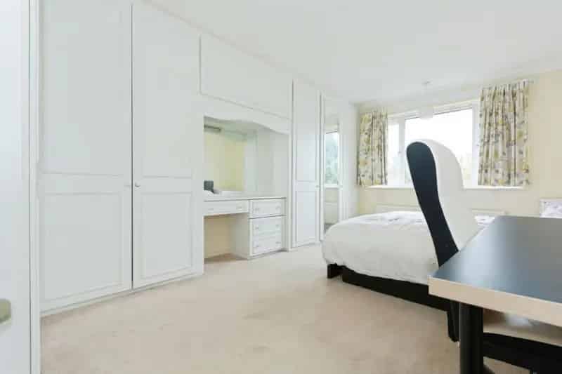 4 Bed House for Sale Solihull