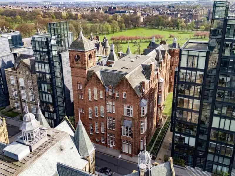 3 Bedroom Flat for Sale in Quartermile Edinburgh