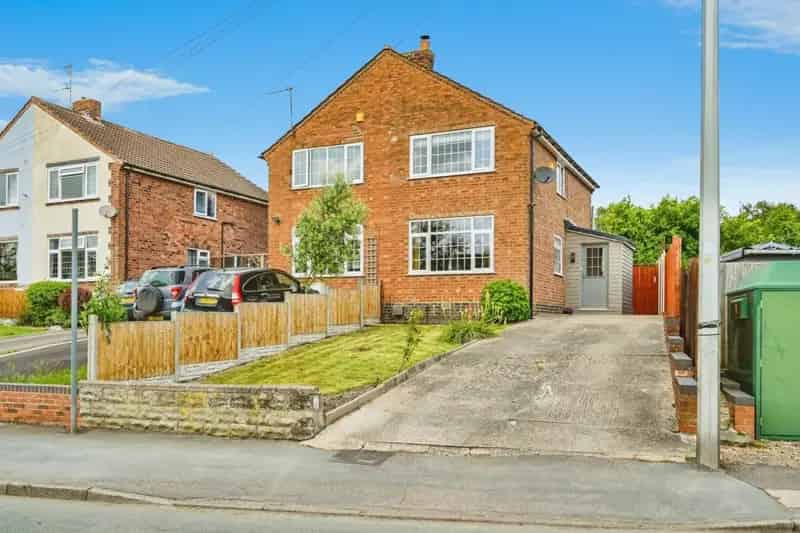 2 Bedroom Semi-Detached House for Sale Drayton Bassett Tamworth