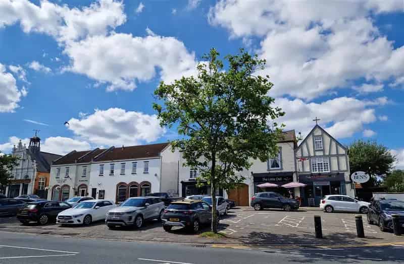 One Bedroom Apartment Bawtry Town Centre Unfurnished Parking