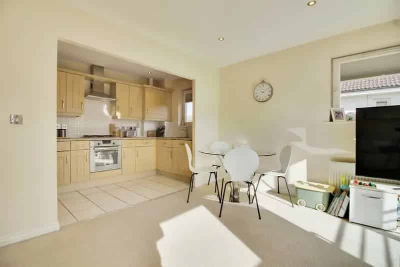 Two Bedroom Apartment in Eddington Crescent Welwyn Garden City
