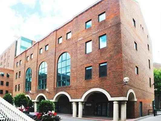 Serviced Offices in Docklands London for 4-45 People