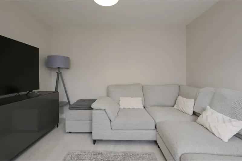 3 Bed Semi Detached House Gilmerton Edinburgh