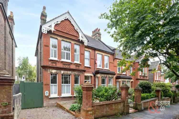 6 Bedroom Semi-Detached Victorian House with Large Garden