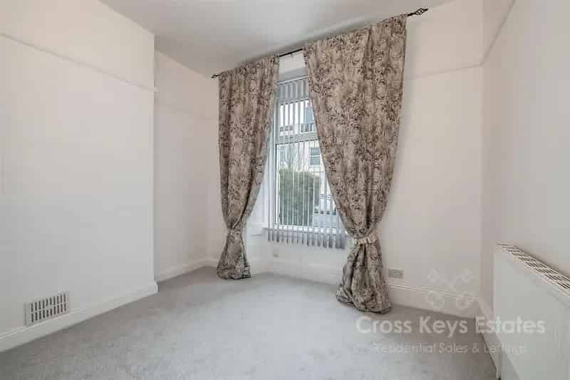 1 Bedroom Apartment House to Rent in Stoke