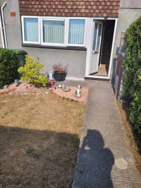 3 Bed End Terrace House Near Amenities